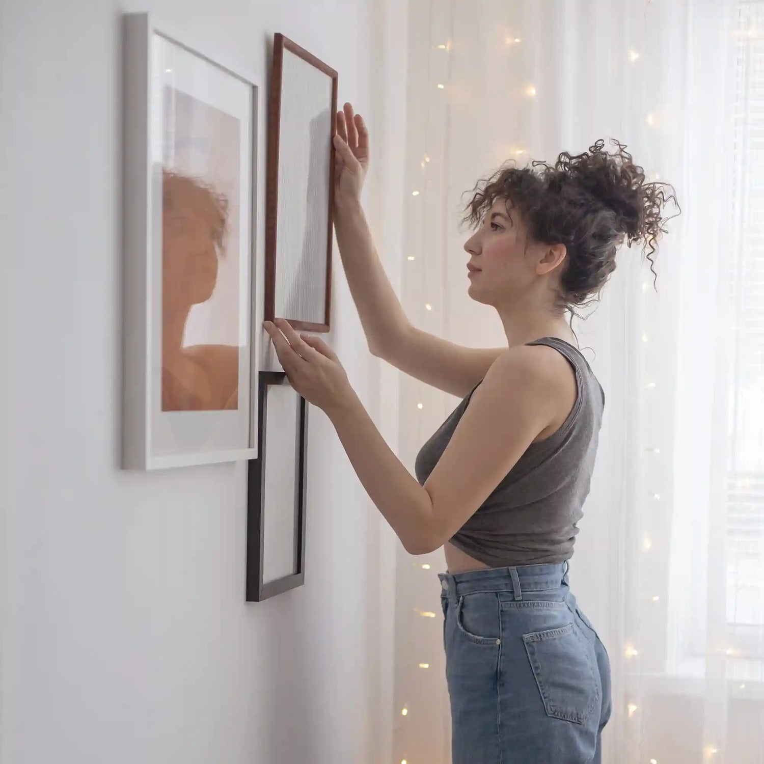 How to Hang Your Posters Without Damaging Your Walls ?
